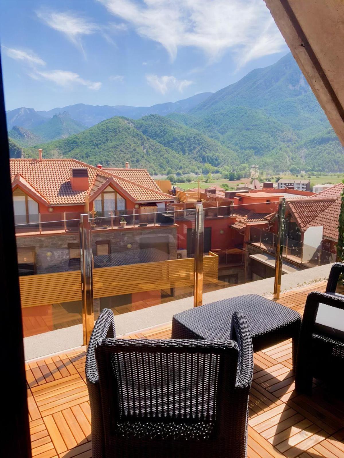 Apartament Duplex Amb Vistes Al Pirineu Catala Coll de Nargó 외부 사진